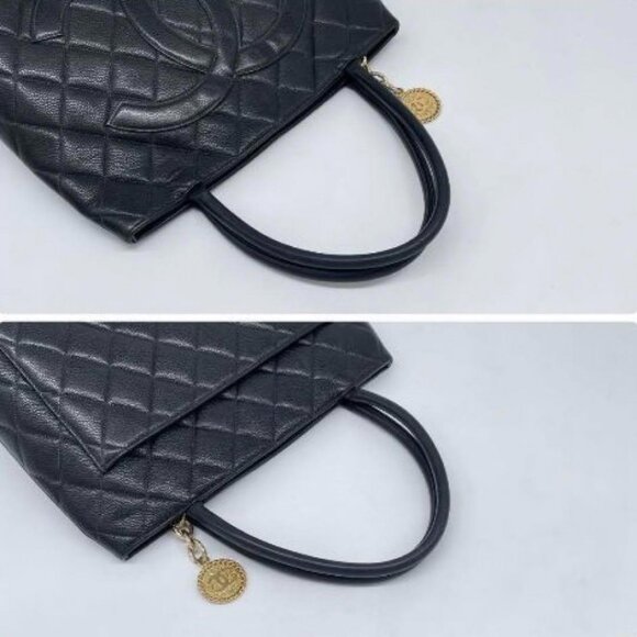 Authentic CHANEL CC Caviar Leather Medallion Tote Shoulder Bag Quilted Black - Picture 11 of 16